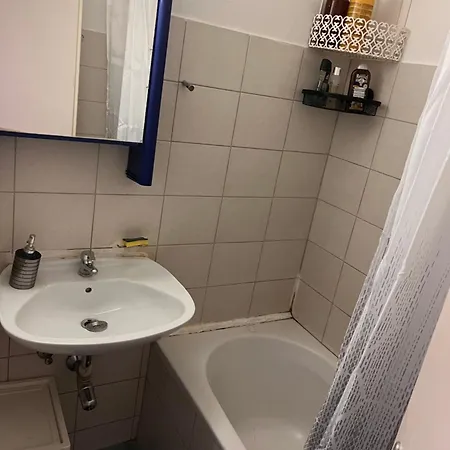 Zimmer Top 1 Homestay Graz